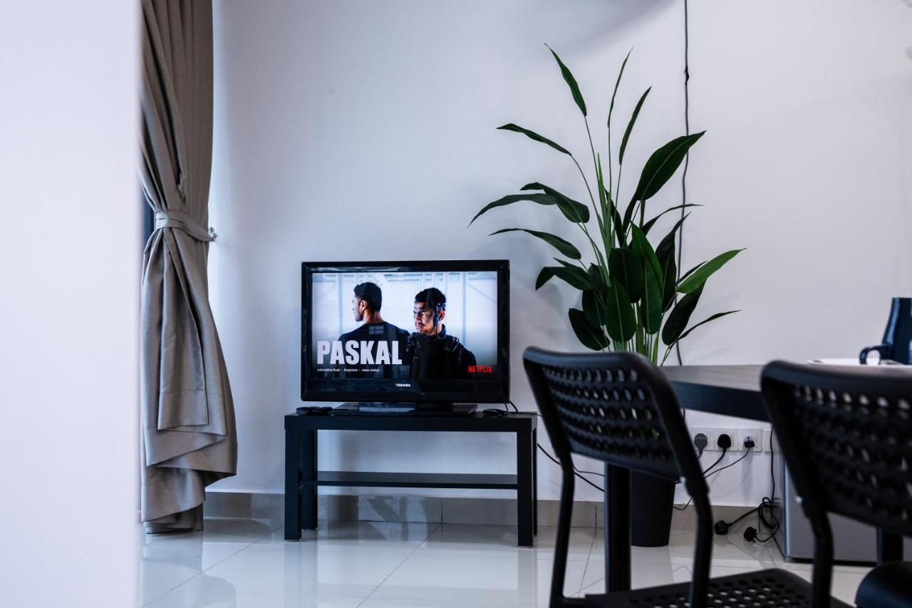 Studio Units At Pacific Tower Near Jaya One By Comfyasia Petaling Jaya Buitenkant foto
