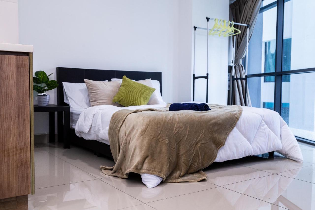 Studio Units At Pacific Tower Near Jaya One By Comfyasia Petaling Jaya Buitenkant foto