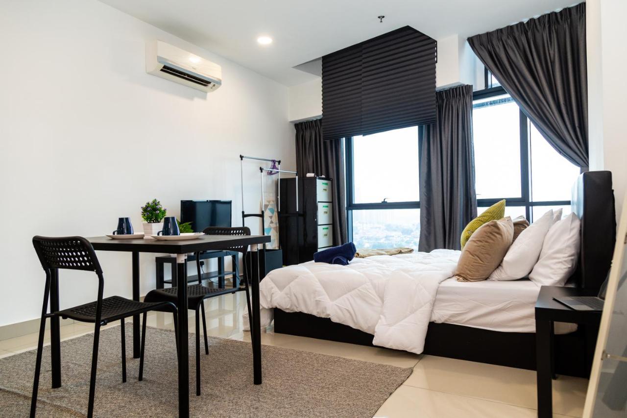 Studio Units At Pacific Tower Near Jaya One By Comfyasia Petaling Jaya Buitenkant foto