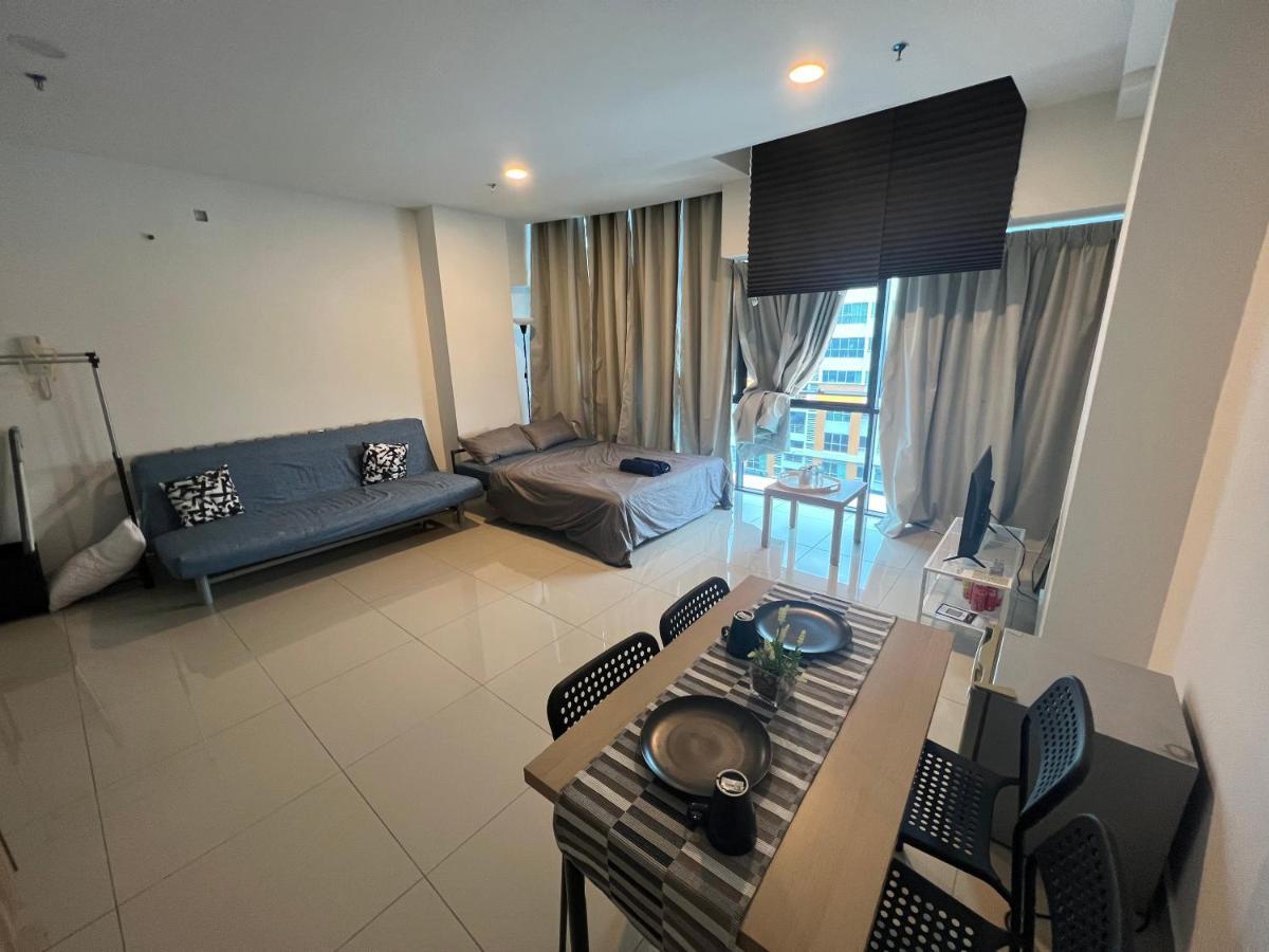 Studio Units At Pacific Tower Near Jaya One By Comfyasia Petaling Jaya Buitenkant foto